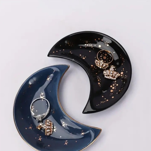 Moon shaped trinket tray - Picture 5 of 6